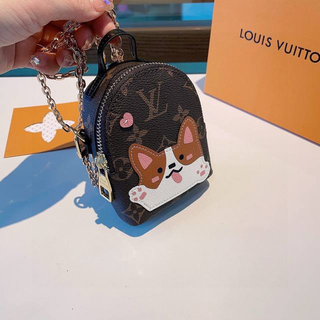 Authentic Louis Vuitton New Cartoon Chain Crossbody Mini Bag, Mini Bag Can Hold