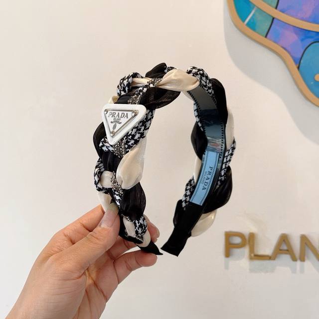 With Packaging Prada New Custom-Made Hairband, Water-Drill Fabric With A Luxurio