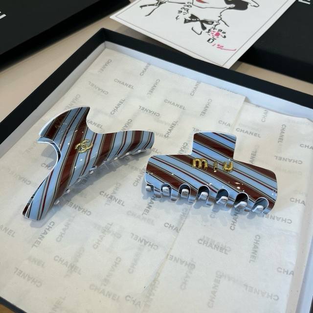 Chanel Hairpin