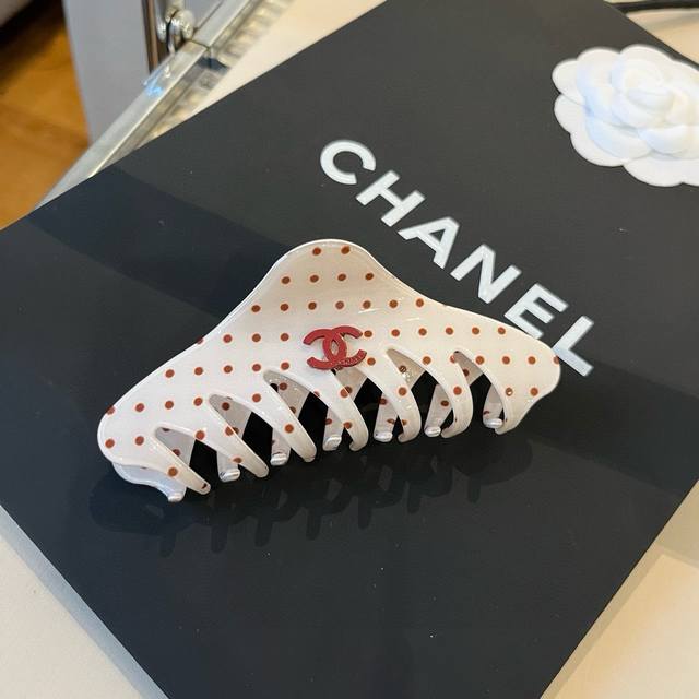 Single Chanel Hair Clip