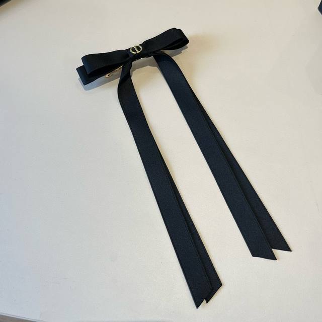 Dior Cd Bow Top Clip