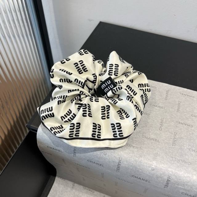 Miu Miu New Hairband