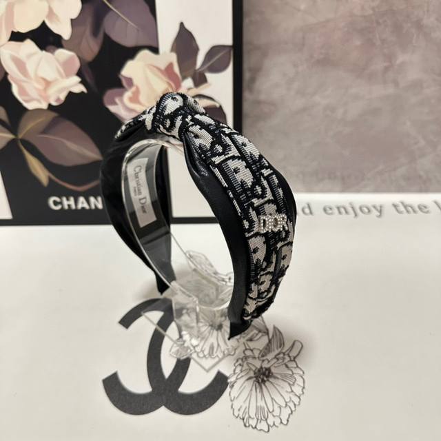 Special Counter Packaging Dior Latest High-Quality Hairband Little Fairies, Grab