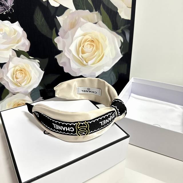 Special Counter Packaging Chanel Latest Hairband Little Fairy, Grab It Now Speci