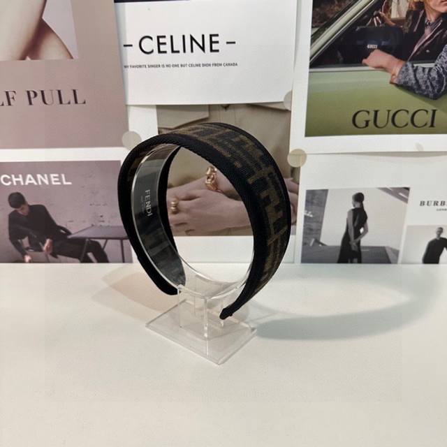 Special Edition With Exclusive Packaging Fendi Latest Classic Pattern Hairband L