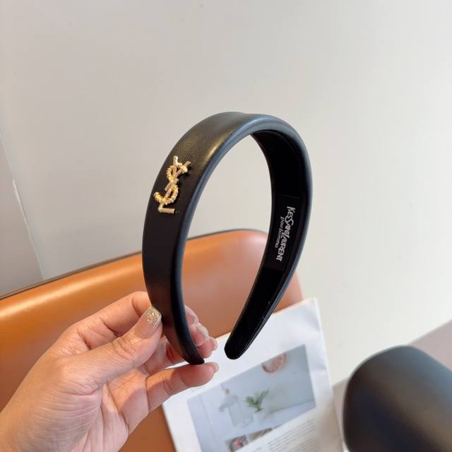 Special Packaging Saint Laurent New Korean-Style Sheepskin Sponge Hairband, Orig