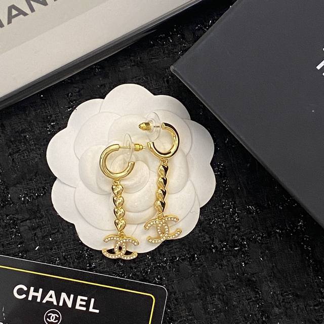 Chanel Earring Bestseller, Newly Released, Consistent With Zp, With The Official