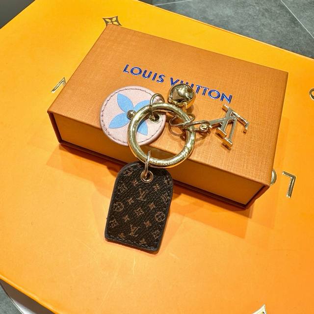 Original Packaging Image Louis Vuitton Official Website M65216 Lv Facettes Keych