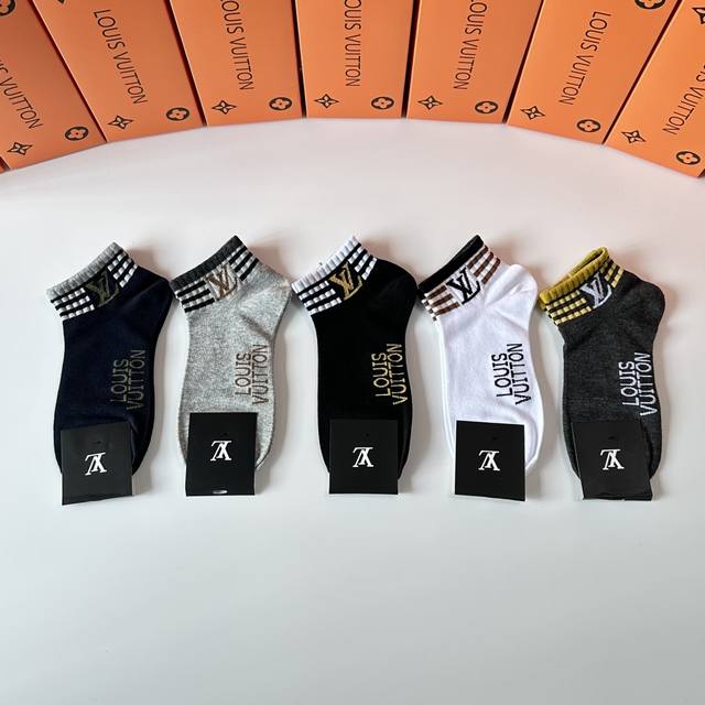 Special Packaging For Louis Vuitton. New Mid-Length Pile Socks! Five Pairs Per B