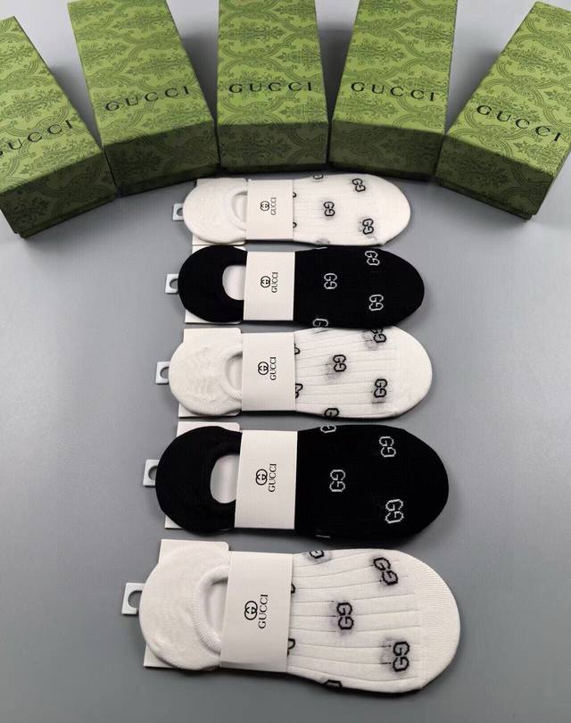 Special Gucci New Women's Invisible Socks, 5 Pairs Per Box, Featuring Classic Em