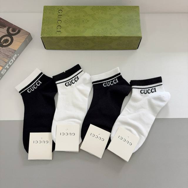 Packaging: 4 Pairs Per Box Gucci New Short Socks, 100% Cotton Fabric, A Must-Hav