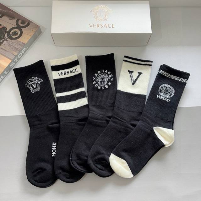 With Packaging, One Box Of Five Pairs Versace European And American Luxury Brand