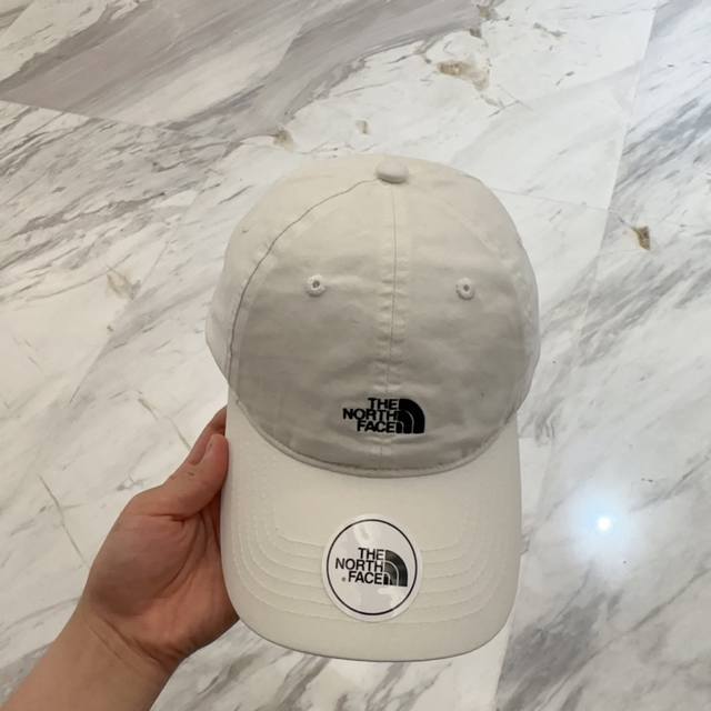 New Minimalist Embroidered Baseball Cap, Super Trendy! Casual And Sporty Style,