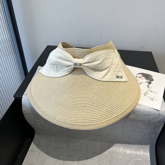 Miu Miu New Butterfly Bow Open-Top Straw Hat