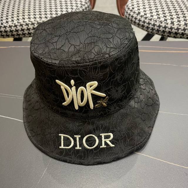 Dior New Official Designer Fisherman's Hat Versatile Sun Hat With A Luxurious Fe