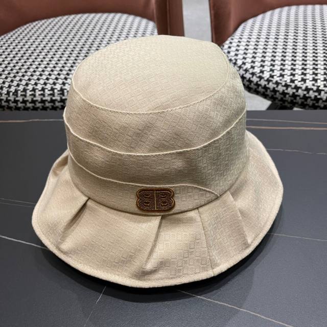 Balenciaga Parisian-Style Summer New Fisherman's Hat, Canvas Hat, Simple And Cas