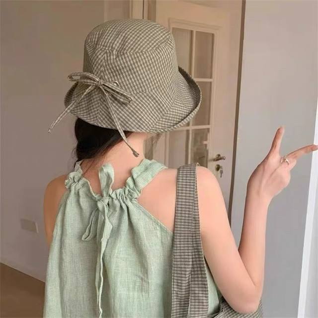 Prada 2025 New Arrival 2025 Spring/Summer New Arrival Checkered Wide-Brimmed Fis