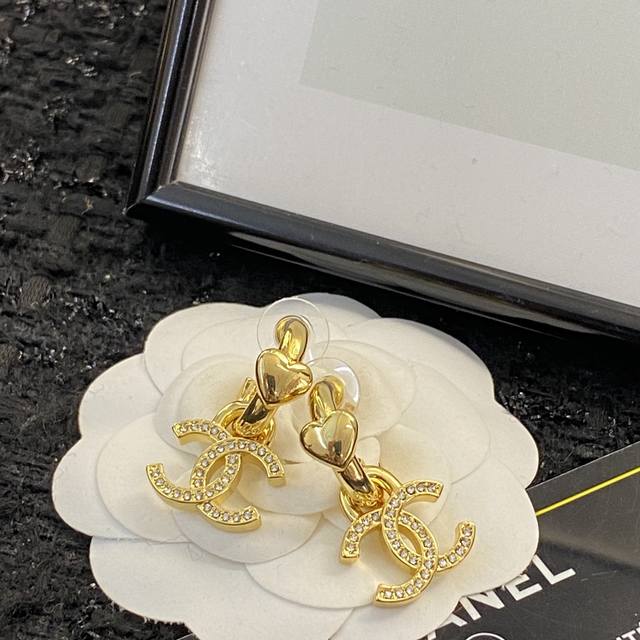 Chanel Ear Studs - Hot-Selling New Arrival, Zp Matching, Store Synchronized Chan