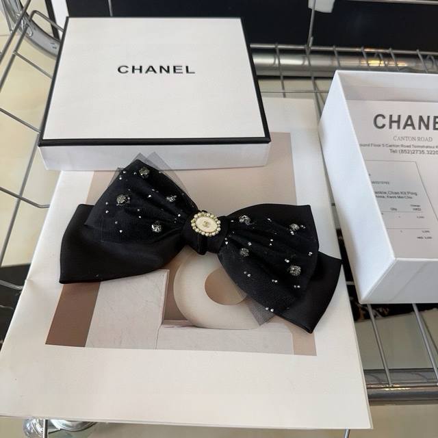 With Packaging Box Chanel Latest Small Chanel Spring Hairpin, Super Cute! Perfec