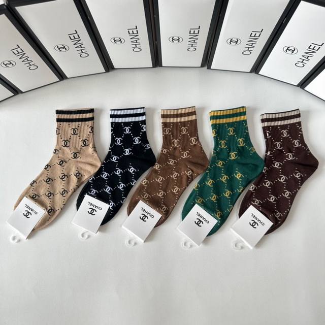 Special Counter Packaging Chanel New Mid-Length Pile Socks! Five Pairs Per Box,
