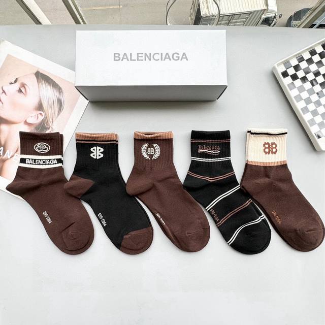 With Packaging, One Box Of Five Pairs. Balenciaga Parisian High-Quality, Stunnin