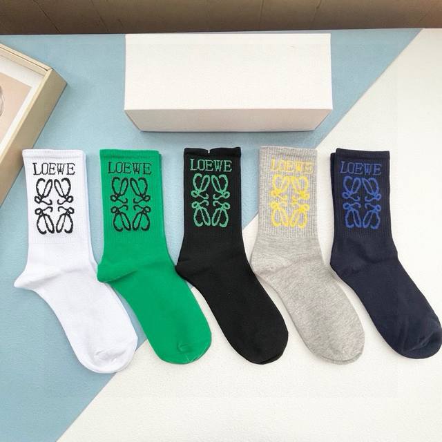 Packaging Included, One Box Contains Five Pairs Of Loewe New Arrivals Men's And