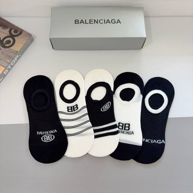 Packaging Included, 5 Pairs Per Box Balenciaga Parisian House New Arrival Short