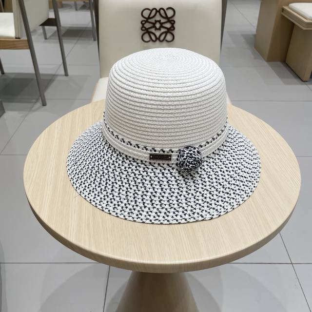 Chanel New Straw Hat, Lady-Like Style, Head Circumference 57Cm