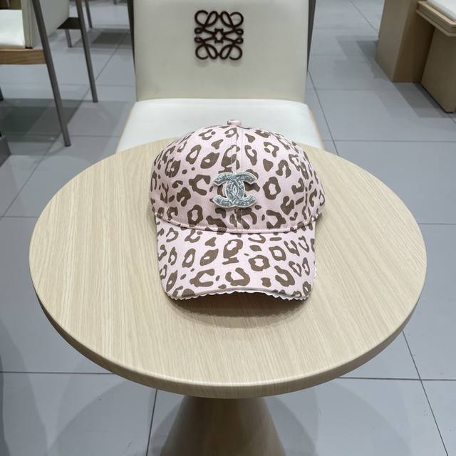 Chanel Chanel 25 New Baseball Cap, Classic Simple Logo, Fashionable Casual Desig