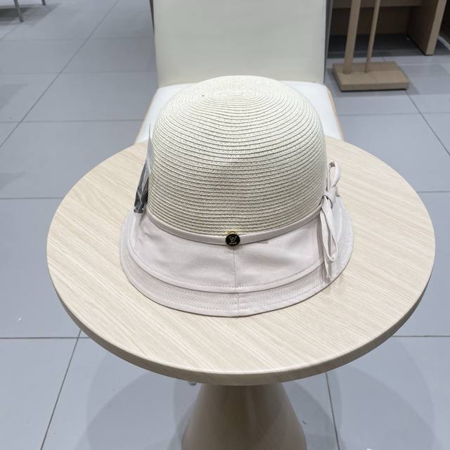 Louis Vuitton Summer New Arrival Elegant Women's Fashion Patchwork Straw Hat, Fa