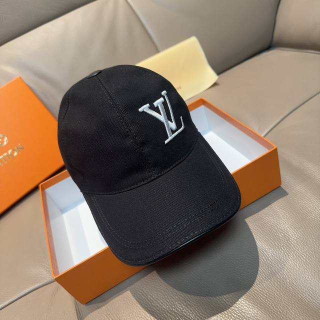 Comes With A Box And Cloth Bag, Louis Vuitton New Original Baseball Cap, Lv Embr