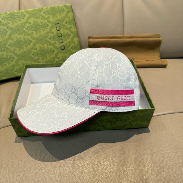 Comes With A Box And Cloth Bag, Gucci Spring/Summer New Original Baseball Cap, L