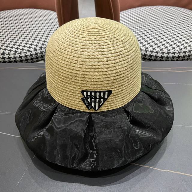 Prada Spring/Summer New Arrival Fisherman's Hat For Women, Lightweight And Breat