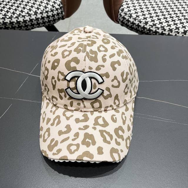 Chanel New Leopard Print Baseball Cap For Women, Spring/Summer Fashion Trend, Ve