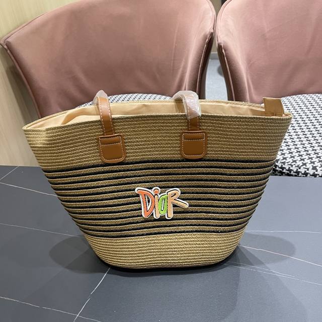 Dior Dior New-Style Straw Hat Outdoor Sun Hat With Fuji Bag Two-Piece Set, Wide