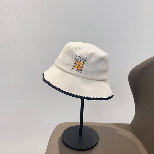 Special Dust-Proof Bag Loewe 2025 New Exclusive Color-Block Bow Fisherman's Hat,