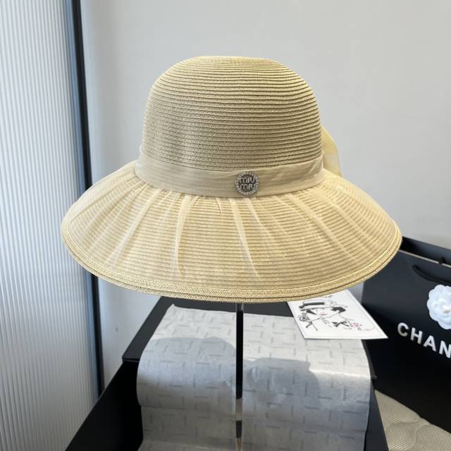 Miu Miu New Bow-Knot Bucket Hat, High-End Custom-Made, Head Circumference 57 Cm