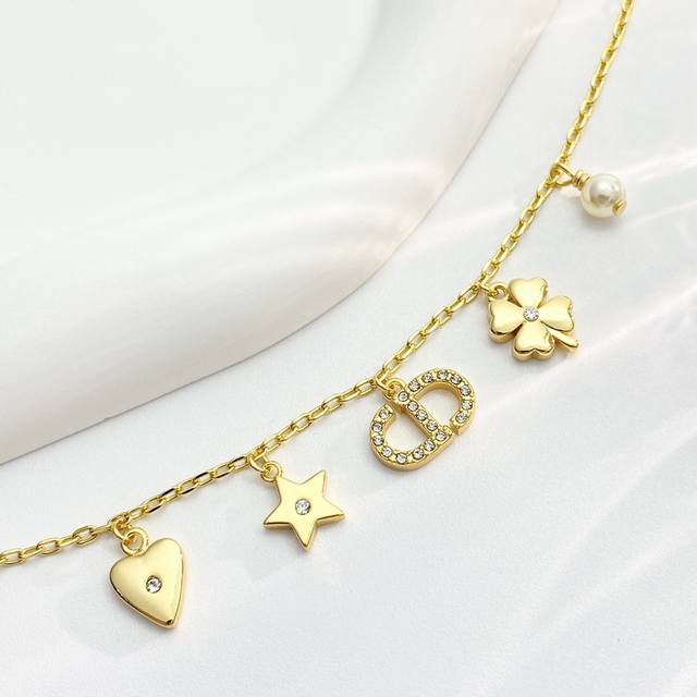 Dior Bracelet Best-Selling Styles Now Available Dior Crystal Cd Multi-Element Fr