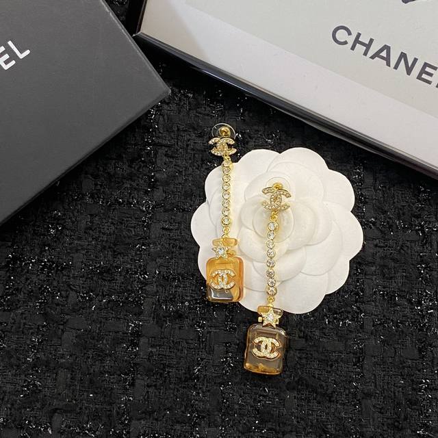 Chanel Ear Studs Hot-Selling New Arrivals Consistent Zp Chan 23 Yellow Sugar Gla