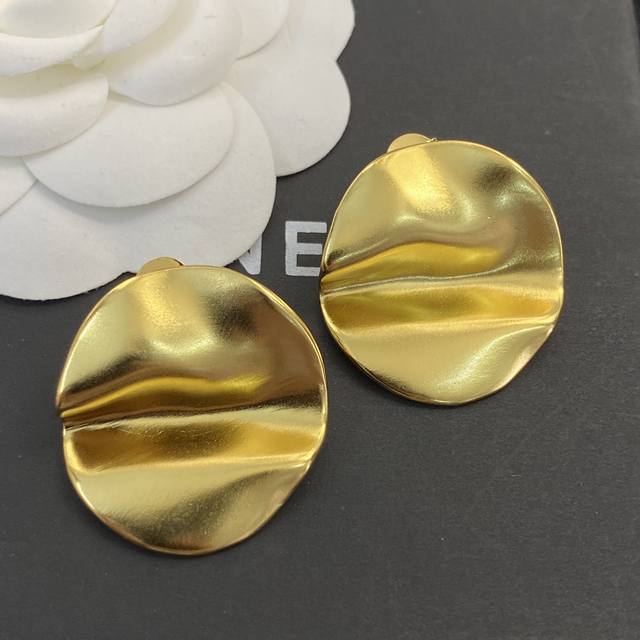 Celine Earring Hot-Selling New Arrivals - Consistent Zp Celine Embossed Gold Pla