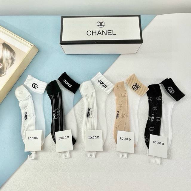 Packaging Included, One Box Of Five Pairs. Gucci's New Short Ice-Silk Stockings