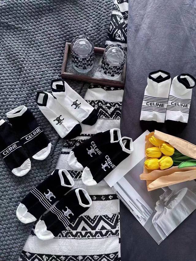 Special Celine New Women's Short Socks, 5 Pairs Per Box, Classic Logo, Made Of 1