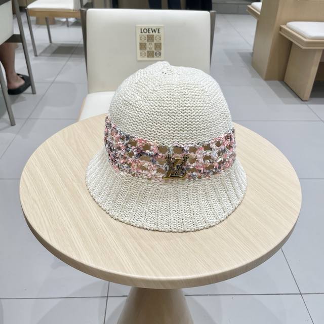 Lv Louis Vuitton High-End Trendy Summer Fashion Versatile Knitted Hat With Sun P