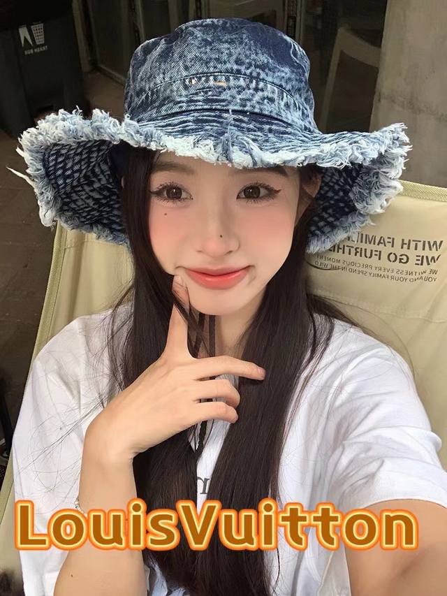Louis Vuitton Baseball Cap, Korean-Style Fashionable Distressed Washed Fisherman