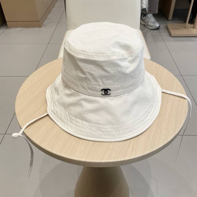 Chanel Spring/Summer New Arrival Solid Color Fisherman's Hat For Women, Outdoor