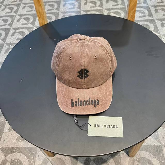 Balenciaga Early Spring New Arrival Store Exclusive Simple Embroidered Baseball