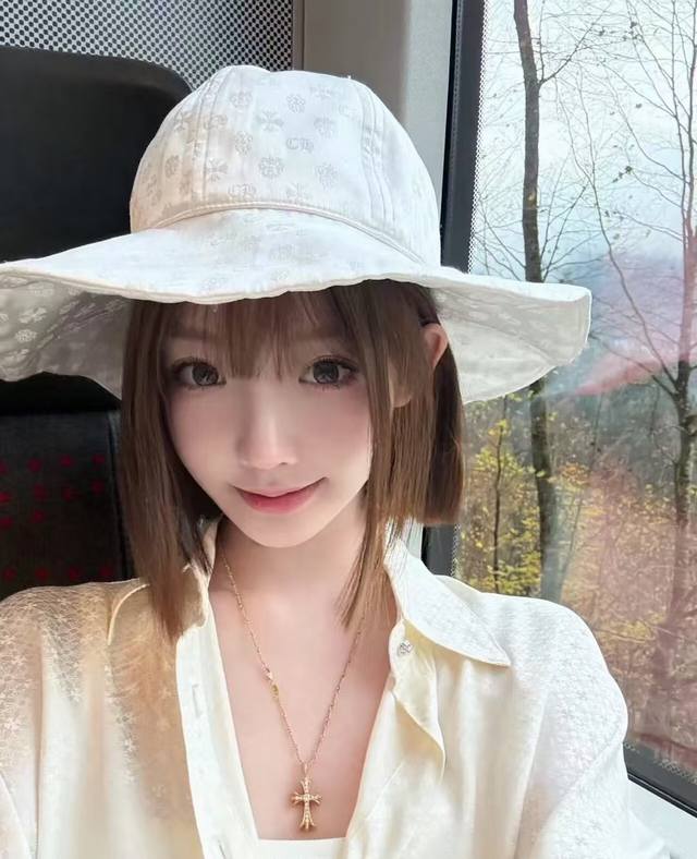 High-Volume Croco Heart Store New Arrival Logo Printed Fisherman's Bucket Hat Wh