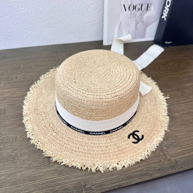 High-Quality Exclusive Item! Little Chanel An Incredibly Versatile Raffia Straw