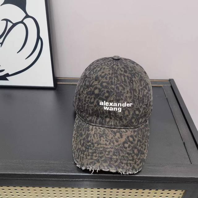 High Volume Wang~New Arrival Baseball Cap Leopard Print Elements Are Truly Class