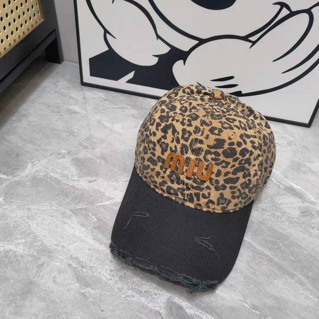 Run Miumiu ~ New Baseball Cap Leopard Print Is So Classic. It Goes With Everythi